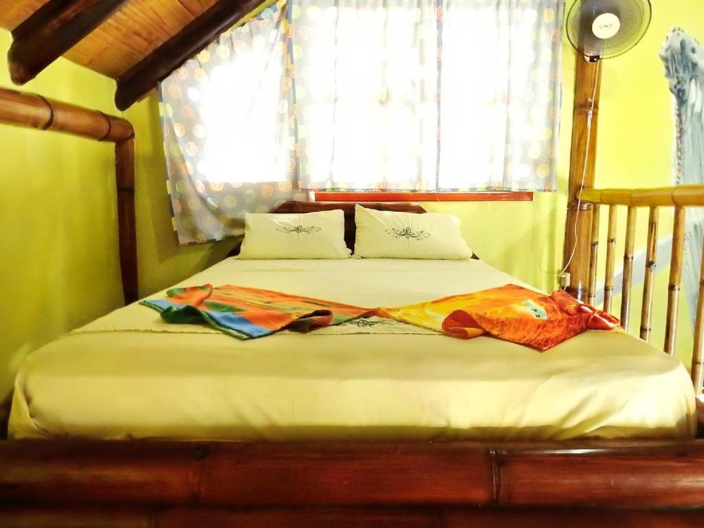 El Bochinche Hotell Mompiche Exteriör bild