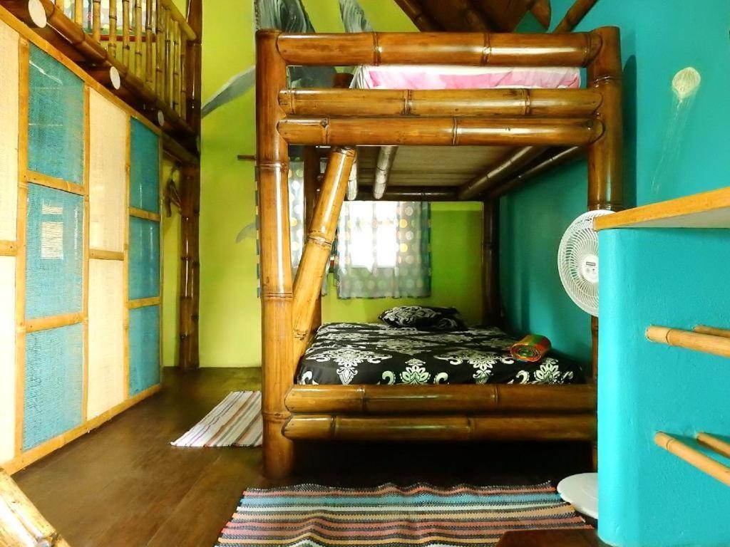 El Bochinche Hotell Mompiche Exteriör bild