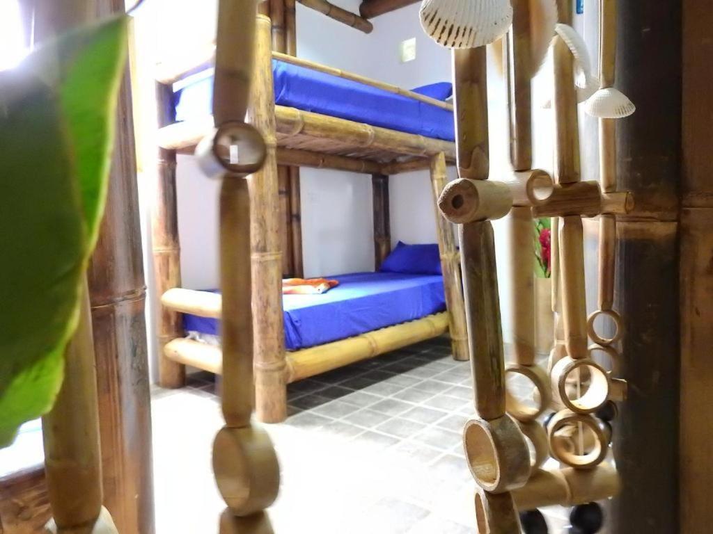 El Bochinche Hotell Mompiche Exteriör bild