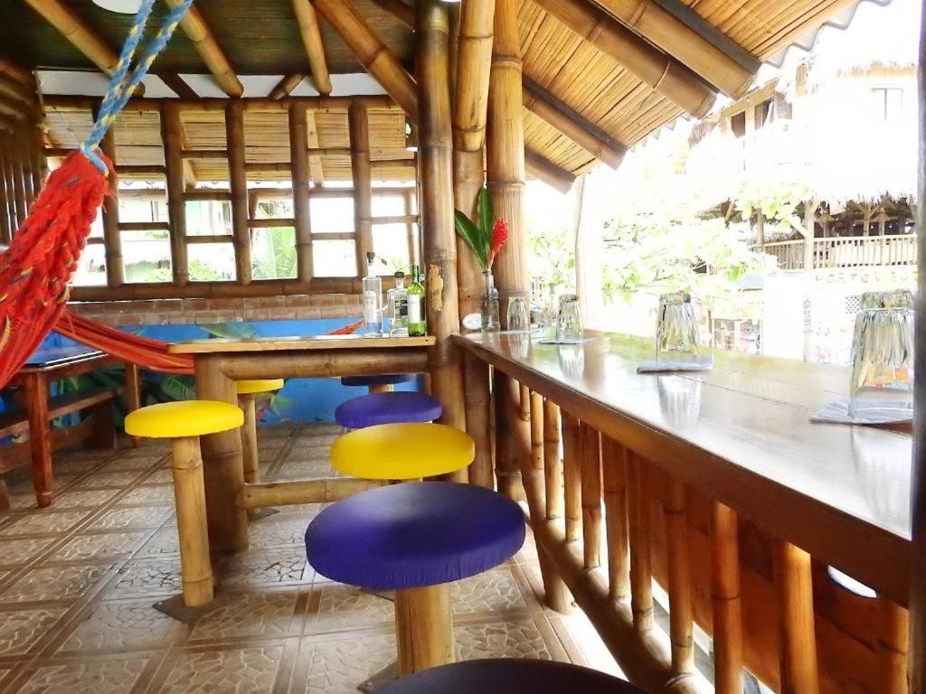 El Bochinche Hotell Mompiche Exteriör bild